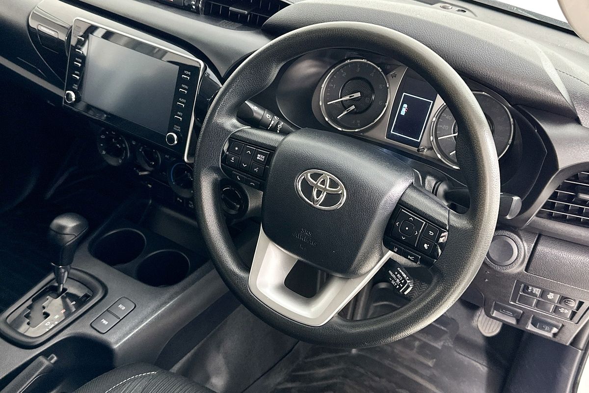 2022 Toyota HILUX SR (4x4) GUN126R 4X4