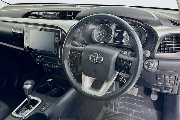 2024 Toyota Hilux SR5 (4x4) GUN126R 4X4