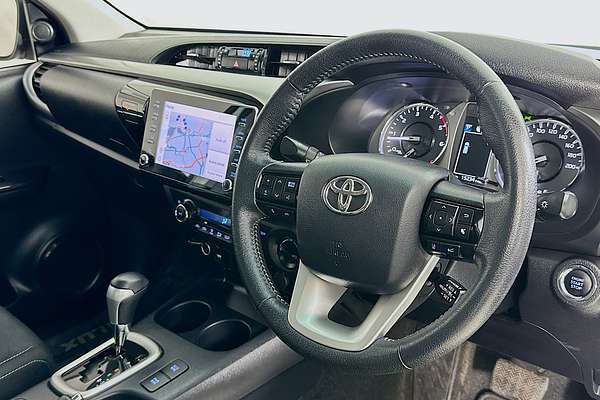 2021 Toyota HILUX SR5 (4x4) GUN126R 4X4