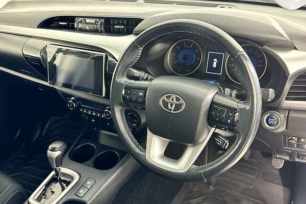 2020 Toyota HILUX SR5 (4x4) GUN126R MY19 UPGRADE 4X4