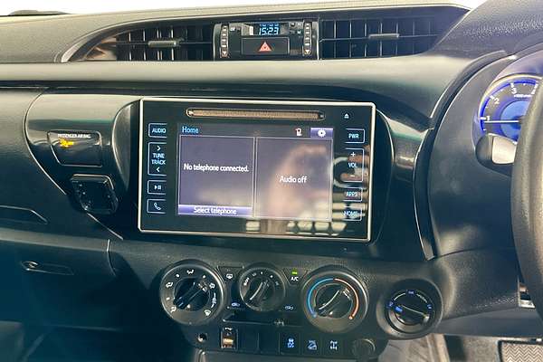 2020 Toyota HILUX SR (4x4) GUN126R MY19 UPGRADE 4X4