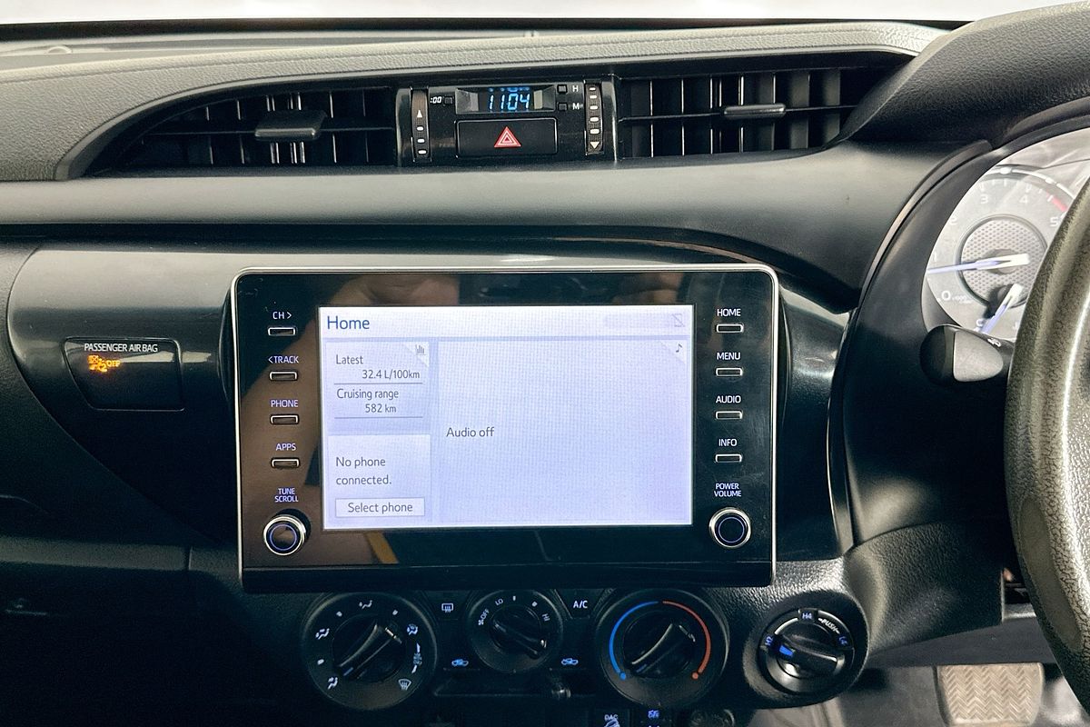 2021 Toyota HILUX SR (4x4) GUN126R 4X4