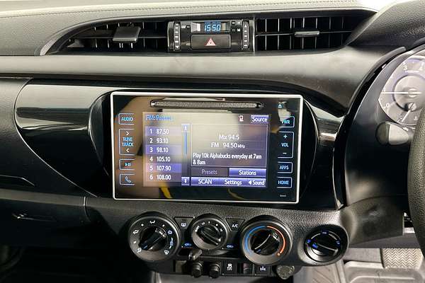 2019 Toyota Hilux SR (4x4) GUN126R MY19 4X4