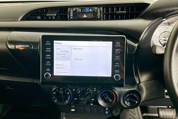 2021 Toyota HILUX SR (4x4) GUN126R 4X4