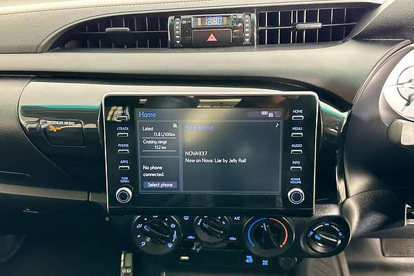 2023 Toyota HILUX SR (4x4) GUN126R 4X4