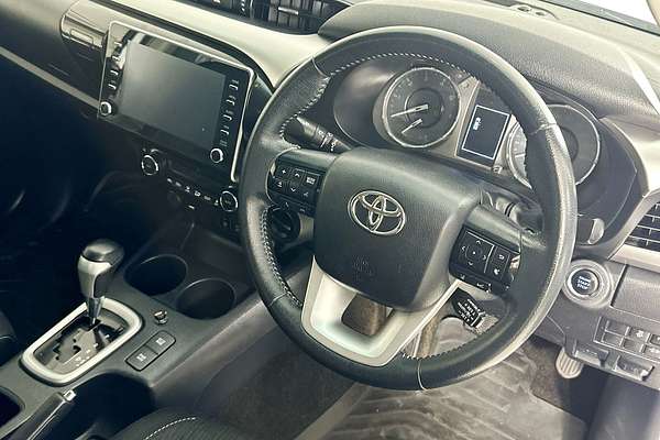 2021 Toyota HILUX SR5 (4x4) GUN126R 4X4