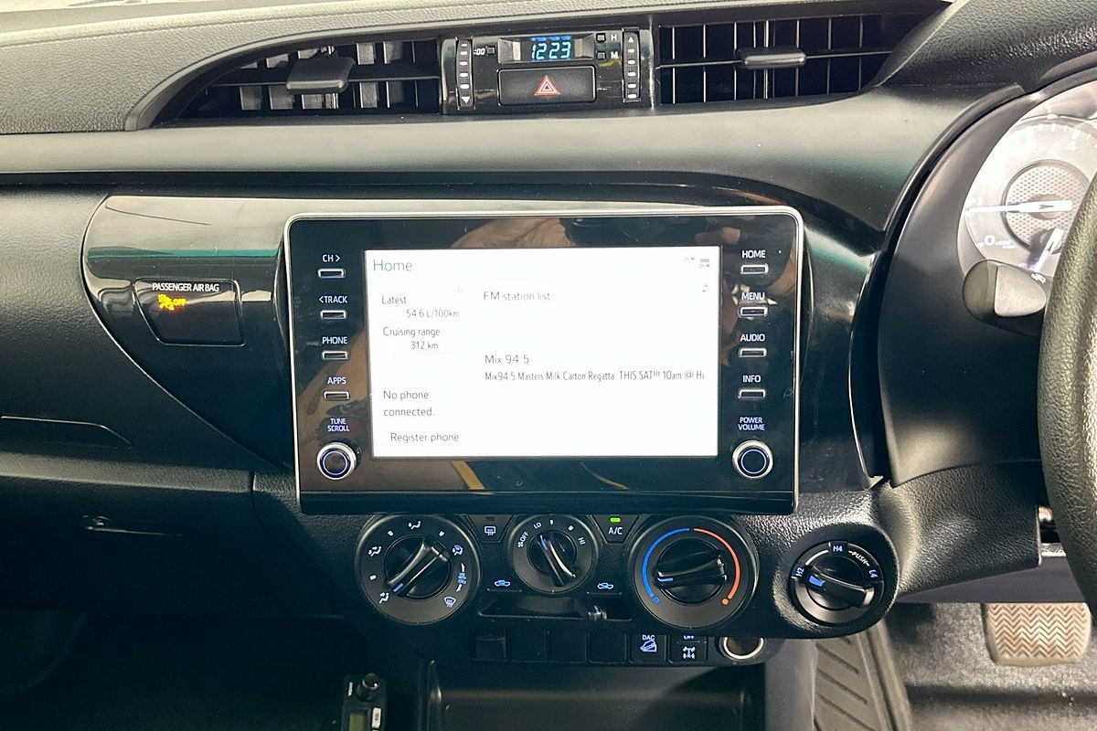 2022 Toyota HILUX SR (4x4) GUN126R 4X4