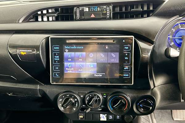 2020 Toyota HILUX SR (4x4) GUN126R MY19 UPGRADE 4X4