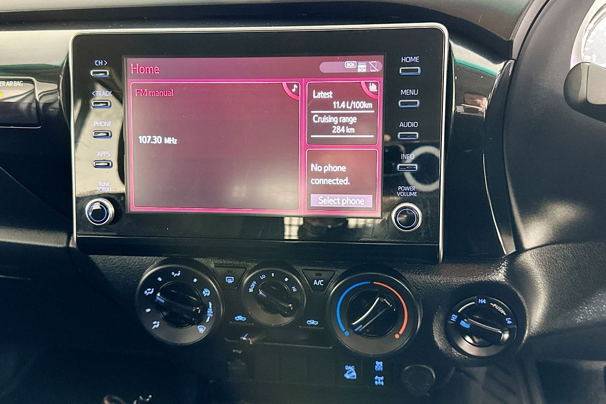 2022 Toyota HILUX SR (4x4) GUN126R 4X4
