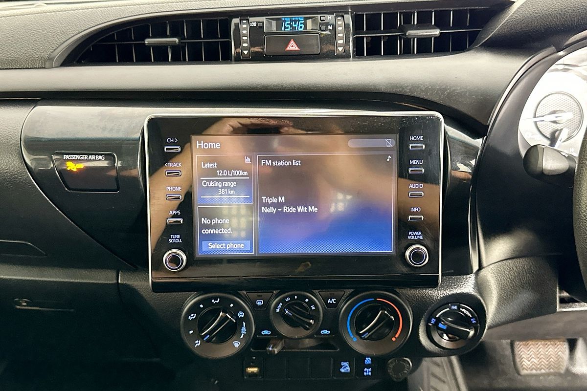 2021 Toyota HILUX SR (4x4) GUN126R 4X4