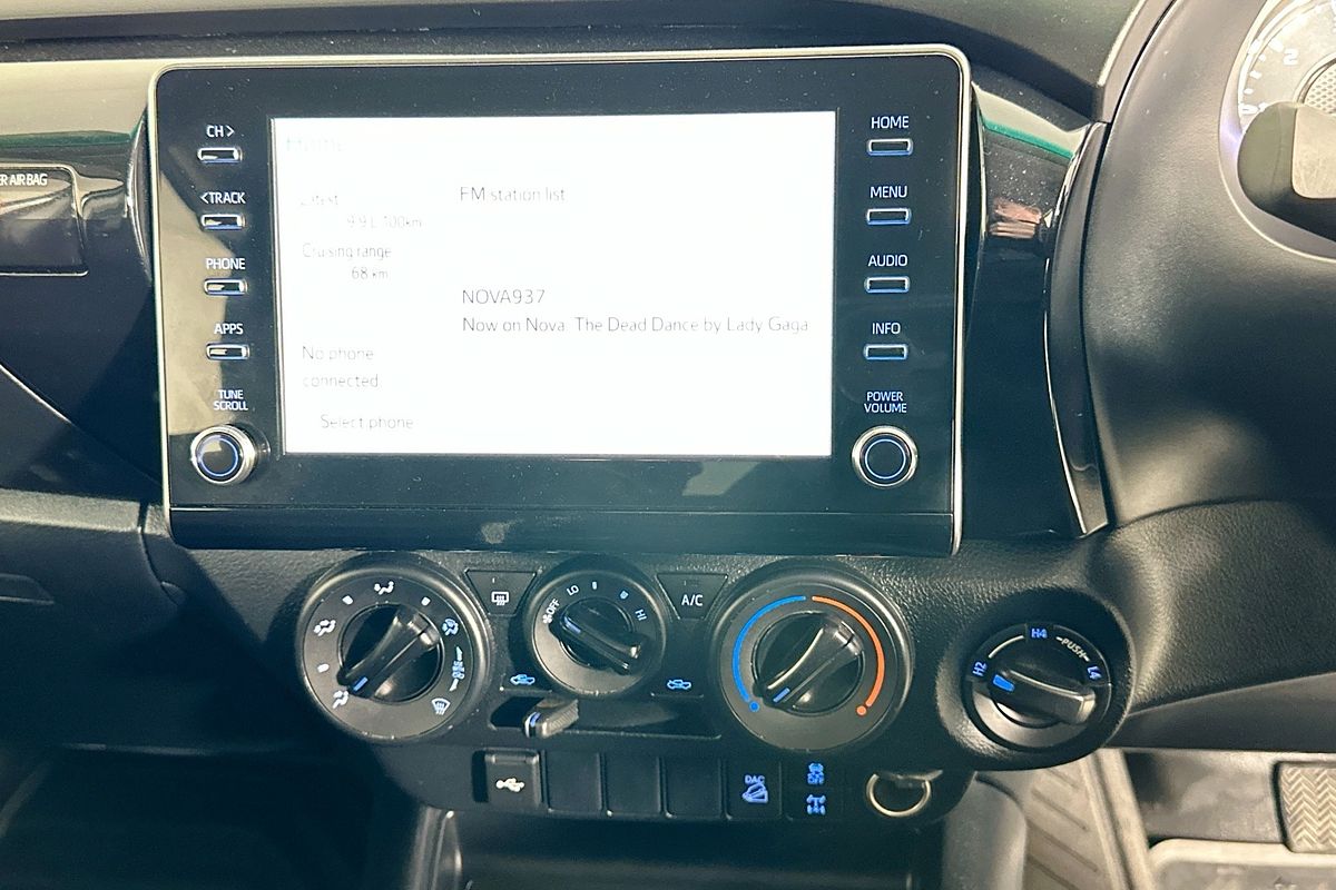 2024 Toyota HILUX SR (4x4) GUN126R 4X4