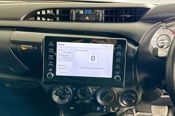 2023 Toyota HILUX SR (4x4) GUN126R 4X4