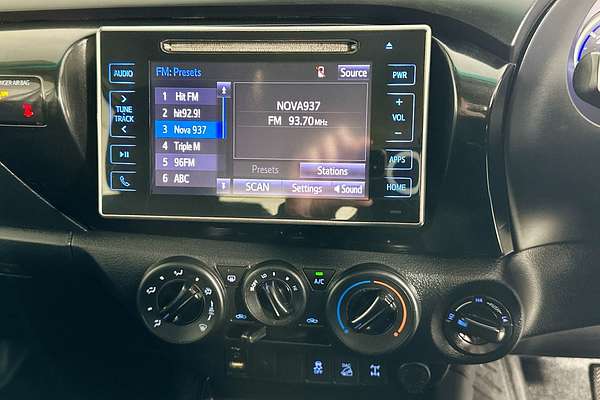 2020 Toyota HILUX SR (4x4) GUN126R MY19 UPGRADE 4X4