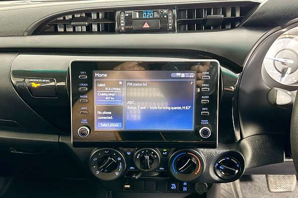 2022 Toyota HILUX SR (4x4) GUN126R 4X4