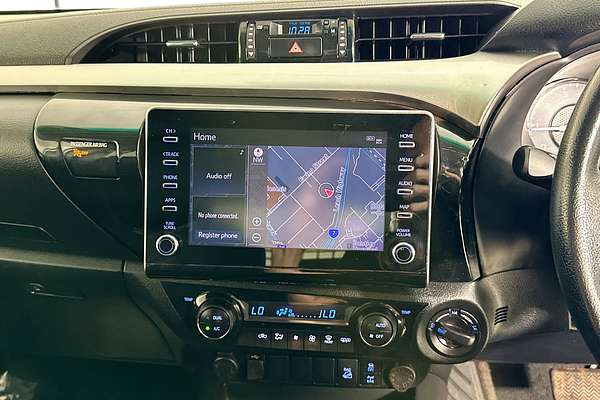 2021 Toyota HILUX SR5 (4x4) GUN126R FACELIFT 4X4