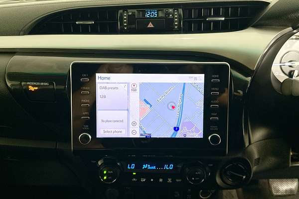 2021 Toyota HILUX SR5 (4x4) GUN126R FACELIFT 4X4