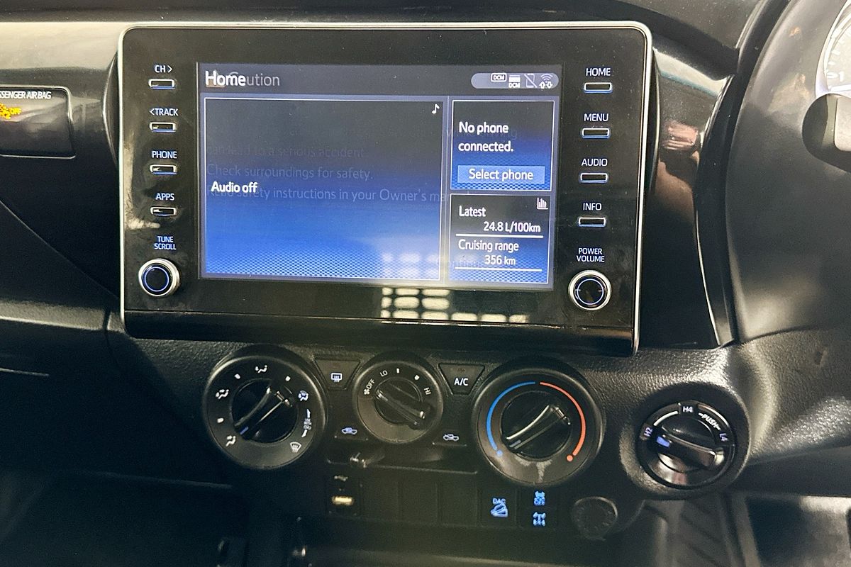 2022 Toyota HILUX SR (4x4) GUN126R 4X4