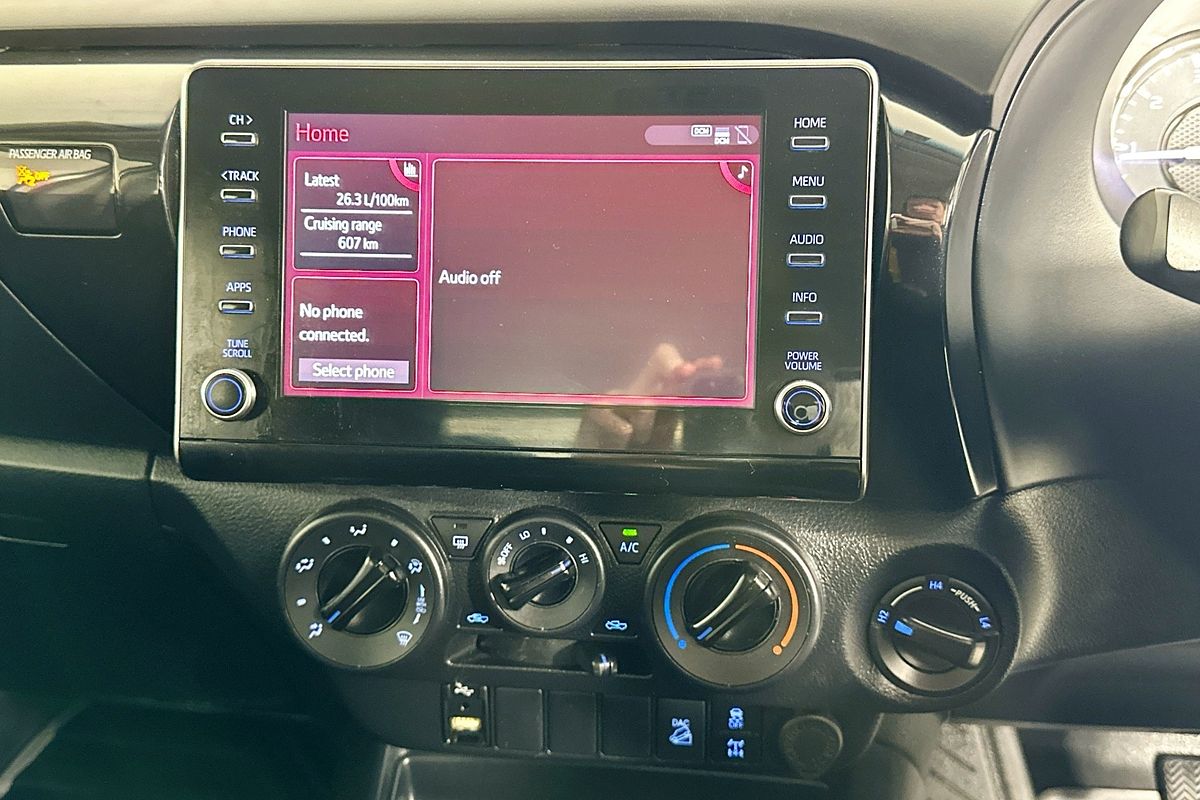 2022 Toyota HILUX SR (4x4) GUN126R 4X4