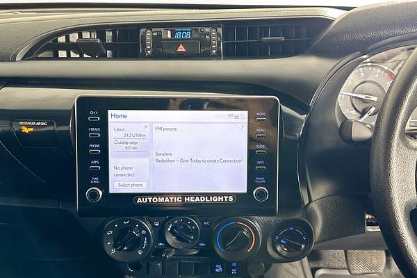 2022 Toyota HILUX SR (4x4) GUN126R 4X4