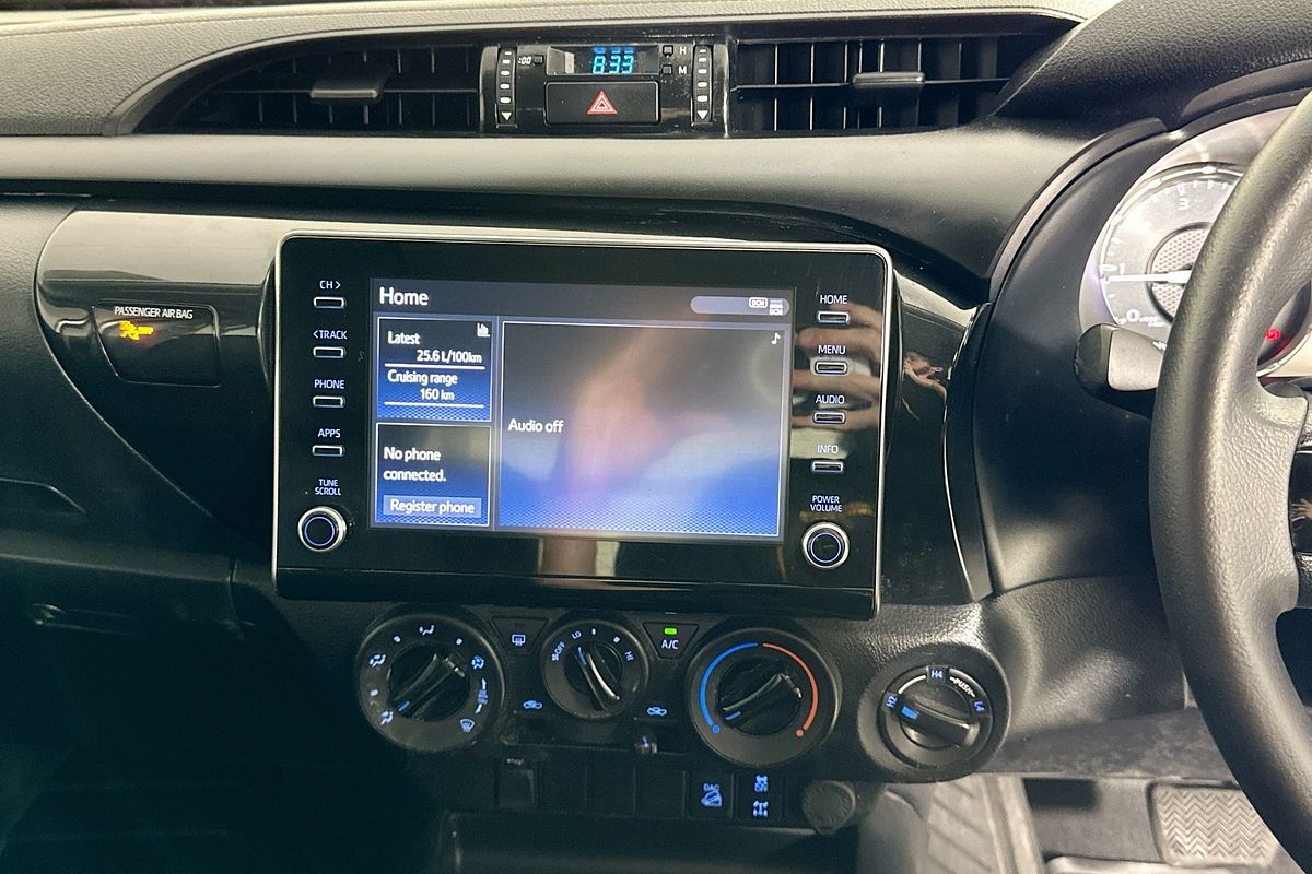 2022 Toyota HILUX SR (4x4) GUN126R 4X4