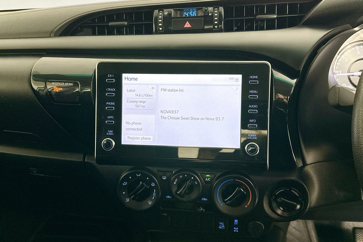 2022 Toyota HILUX SR (4x4) GUN126R 4X4