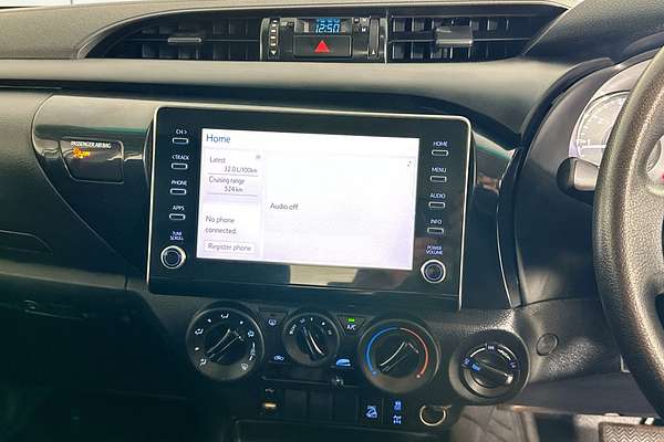 2021 Toyota HILUX SR (4x4) GUN126R 4X4