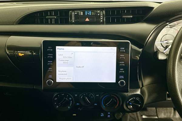 2022 Toyota HILUX SR (4x4) GUN126R 4X4