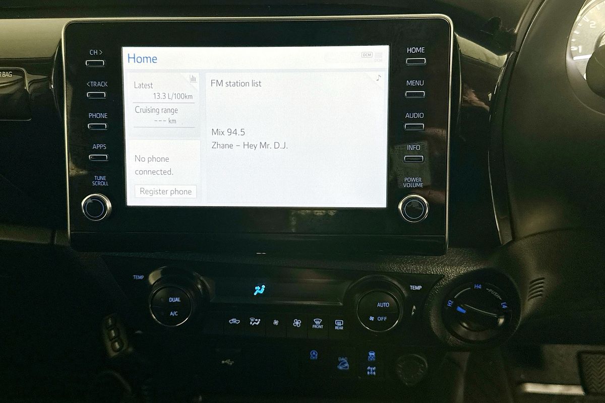 2024 Toyota HILUX SR 48V (4x4) GUN126R 4X4