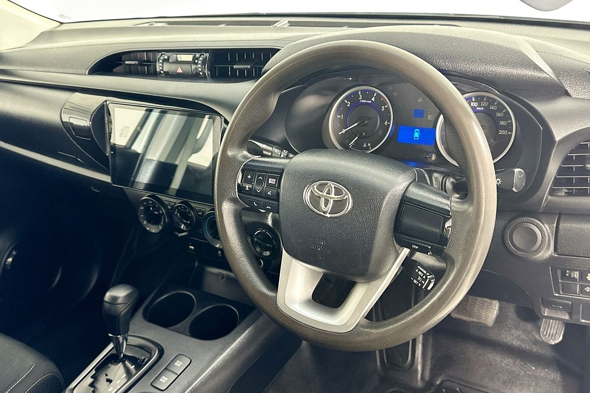 2018 Toyota HILUX SR (4x4) GUN126R MY19 4X4