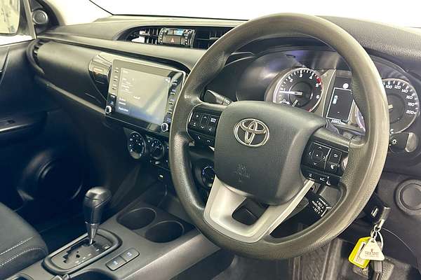2022 Toyota HILUX SR (4x4) GUN126R 4X4