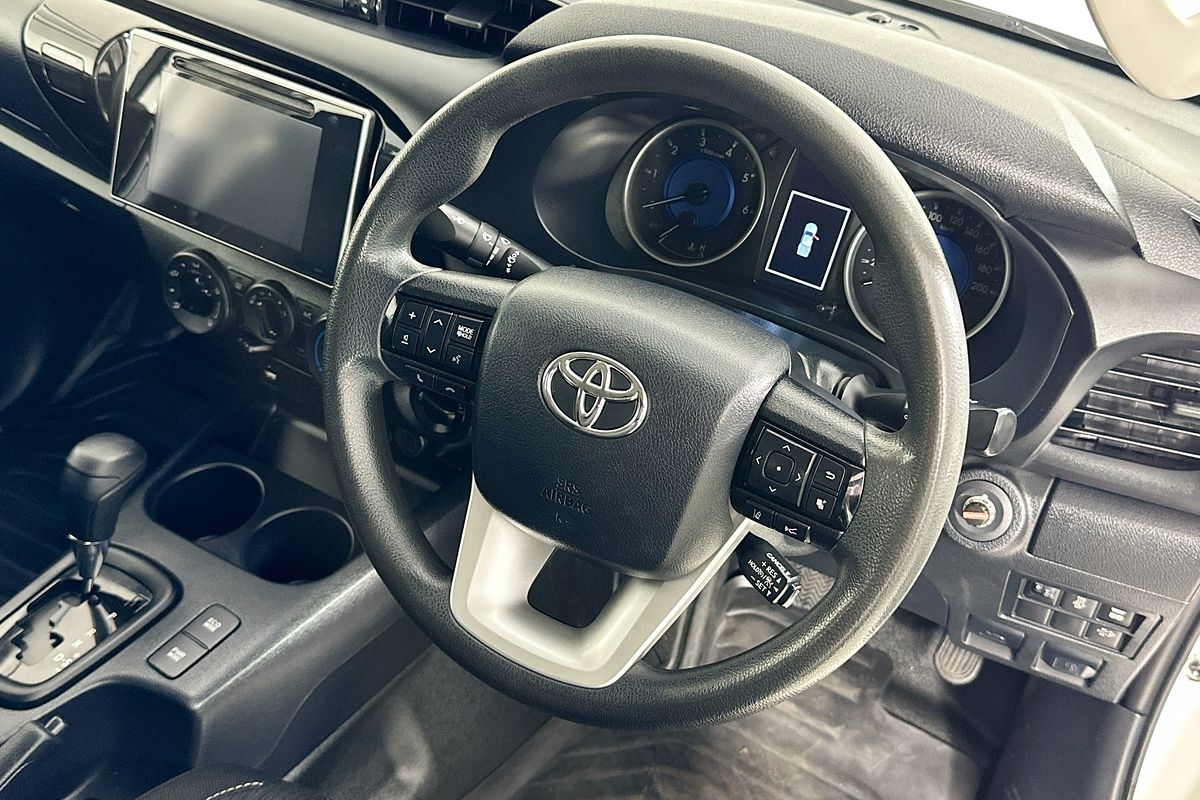 2019 Toyota HILUX SR (4x4) GUN126R MY19 4X4
