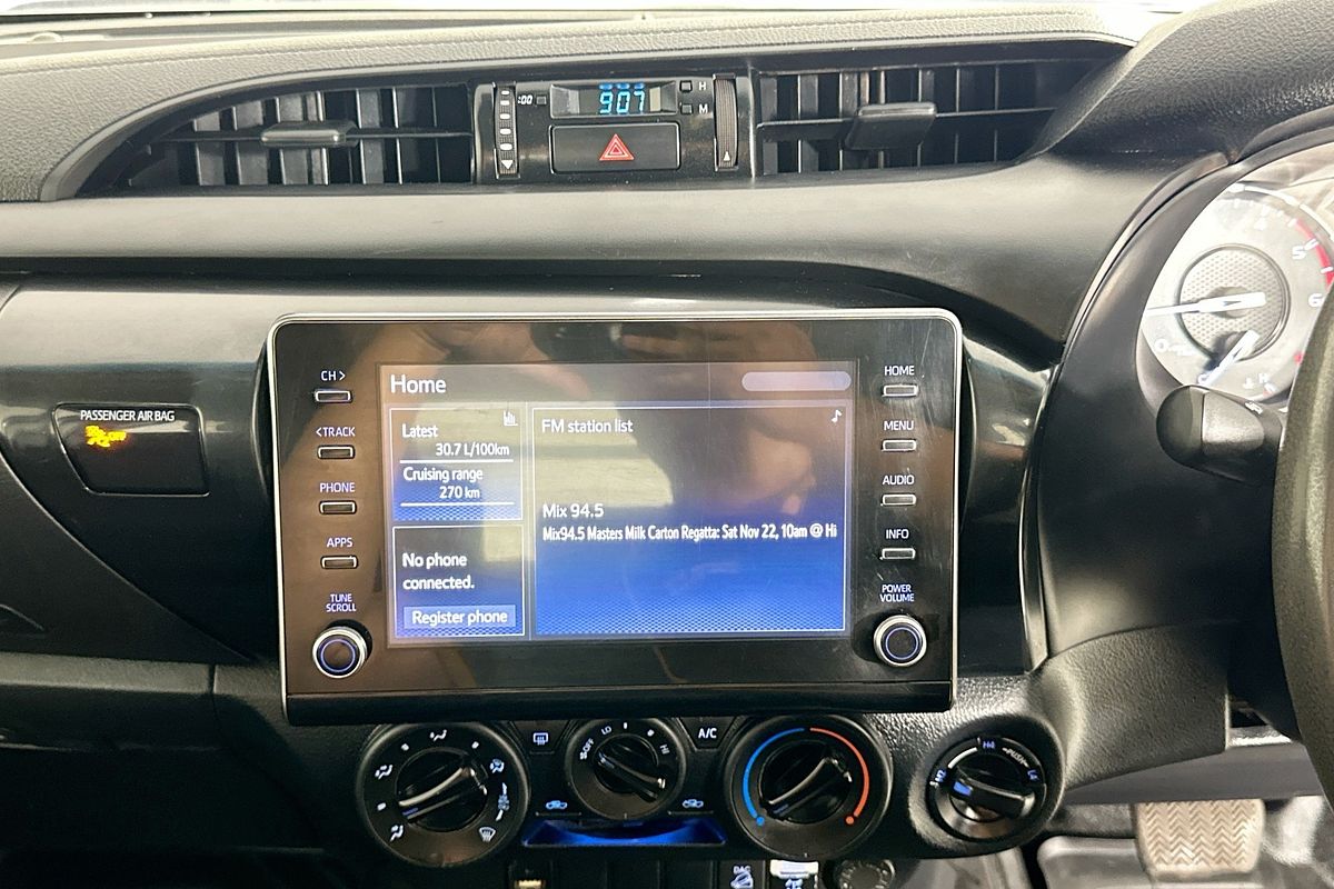 2021 Toyota HILUX SR (4x4) GUN126R 4X4