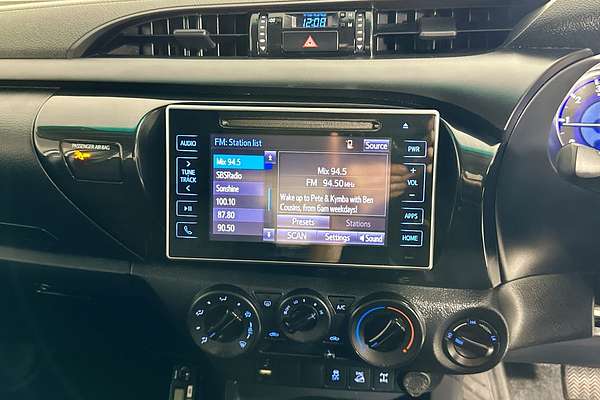 2019 Toyota HILUX SR (4x4) GUN126R MY19 4X4