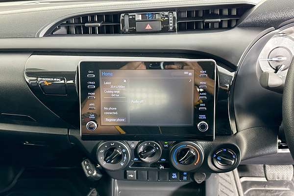 2025 Toyota HILUX SR (4x4) STEEL WHEELS GUN126R RC 4X4