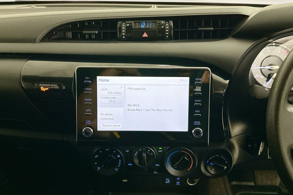 2023 Toyota HILUX SR (4x4) GUN126R 4X4