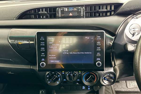2022 Toyota HILUX SR (4x4) GUN126R 4X4