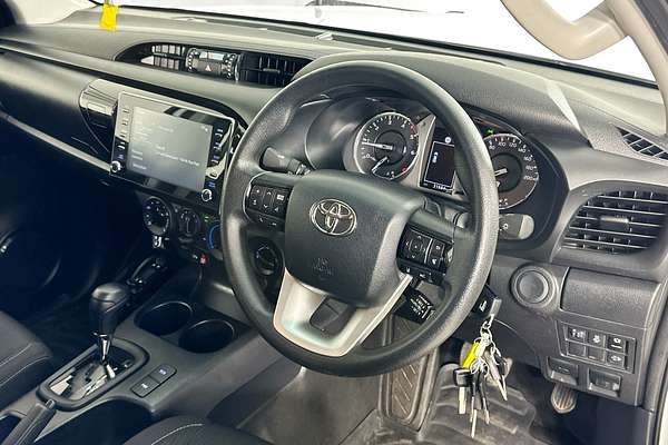 2024 Toyota HILUX SR (4x4) GUN126R 4X4