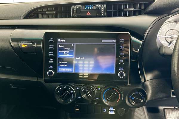 2021 Toyota HILUX SR (4x4) GUN126R 4X4