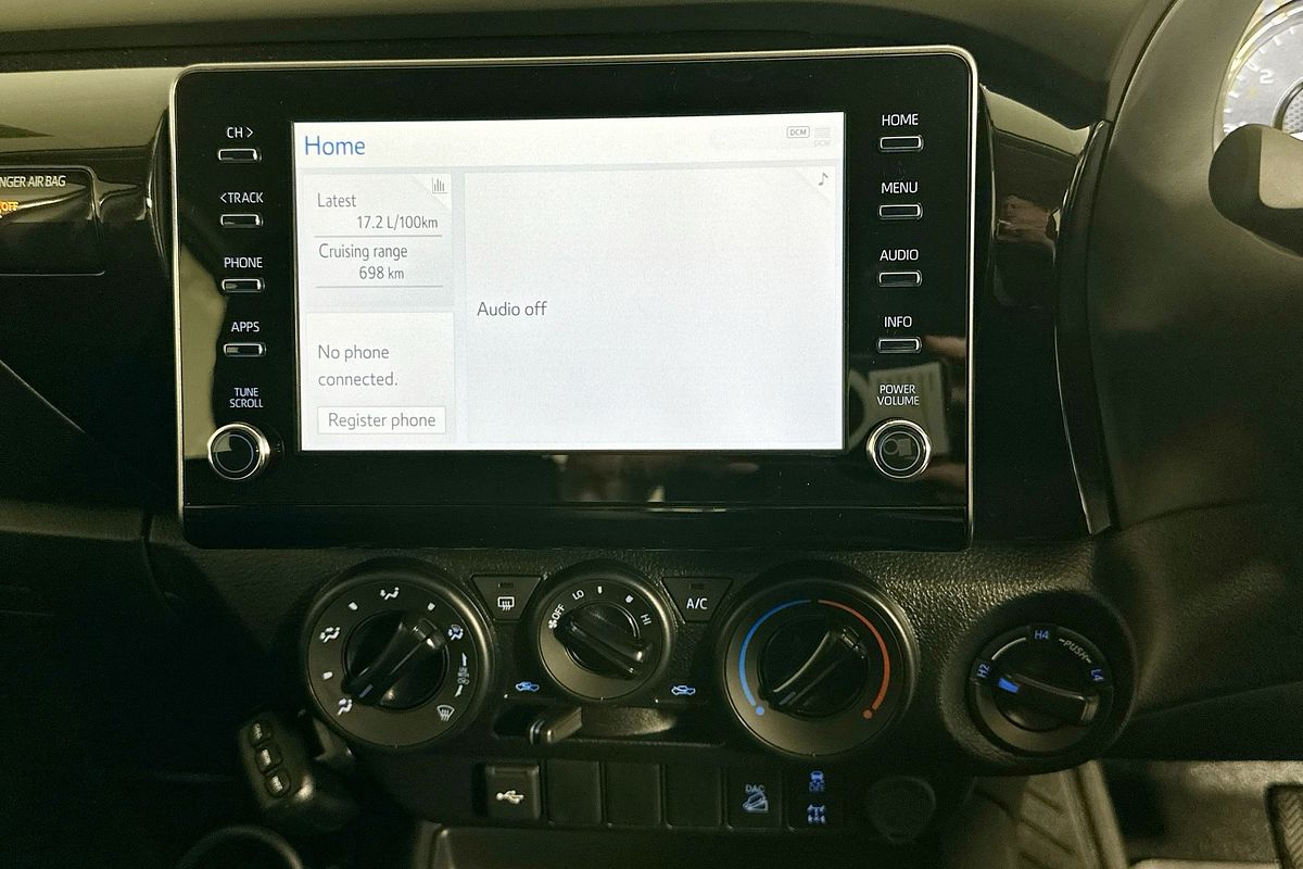 2025 Toyota HILUX SR (4x4) STEEL WHEELS GUN126R RC 4X4