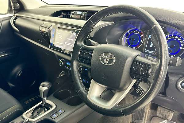 2019 Toyota HILUX SR5 (4x4) GUN126R MY19 4X4