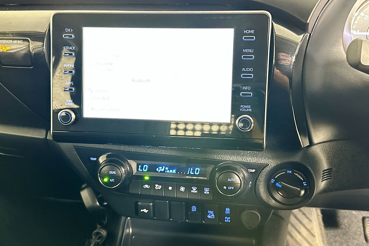 2024 Toyota HILUX SR 48V (4x4) GUN126R 4X4