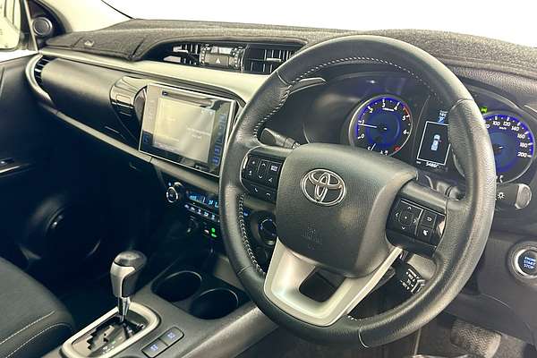2019 Toyota HILUX SR5 (4x4) GUN126R MY19 4X4