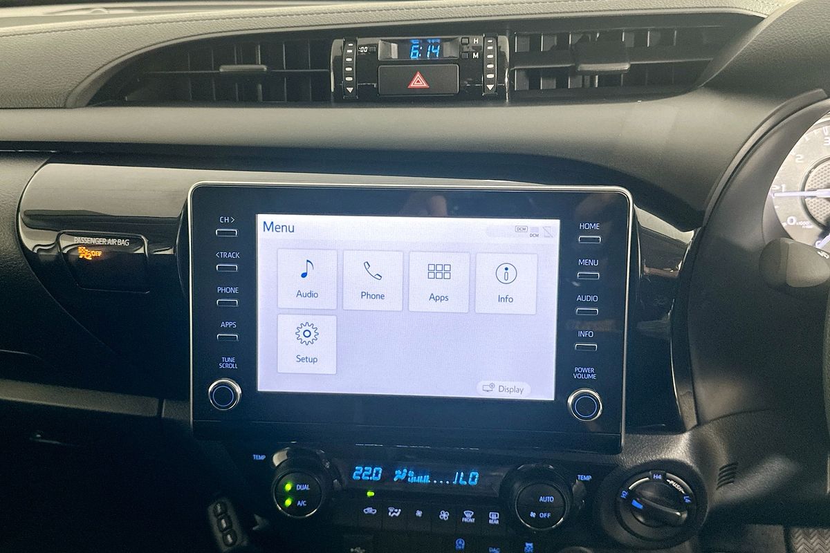 2025 Toyota HILUX SR 48V (4x4) GUN126R RC 4X4