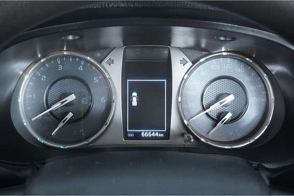 2021 Toyota HILUX SR (4x4) GUN126R FACELIFT 4X4