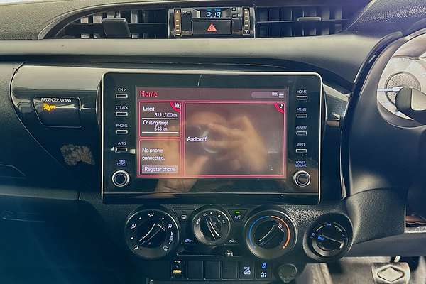 2021 Toyota HILUX SR (4x4) GUN126R FACELIFT 4X4