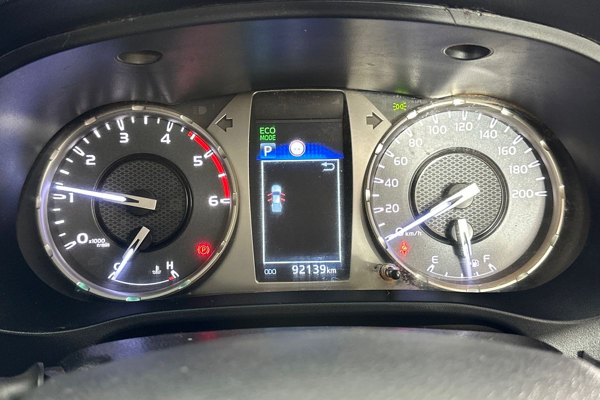 2021 Toyota HILUX SR (4x4) GUN126R FACELIFT 4X4