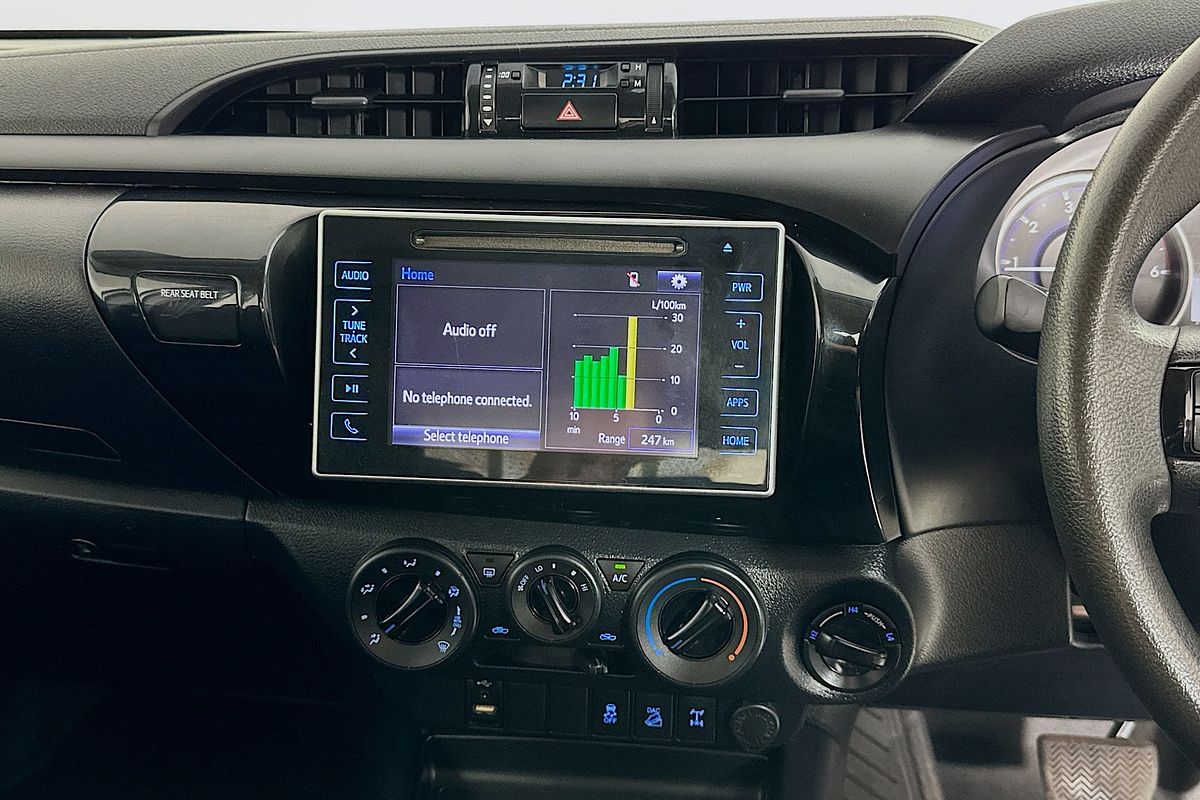 2019 Toyota HILUX SR (4x4) GUN126R MY19 4X4