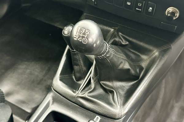 2015 Toyota HILUX SR (4x4) KUN26R MY14 4X4