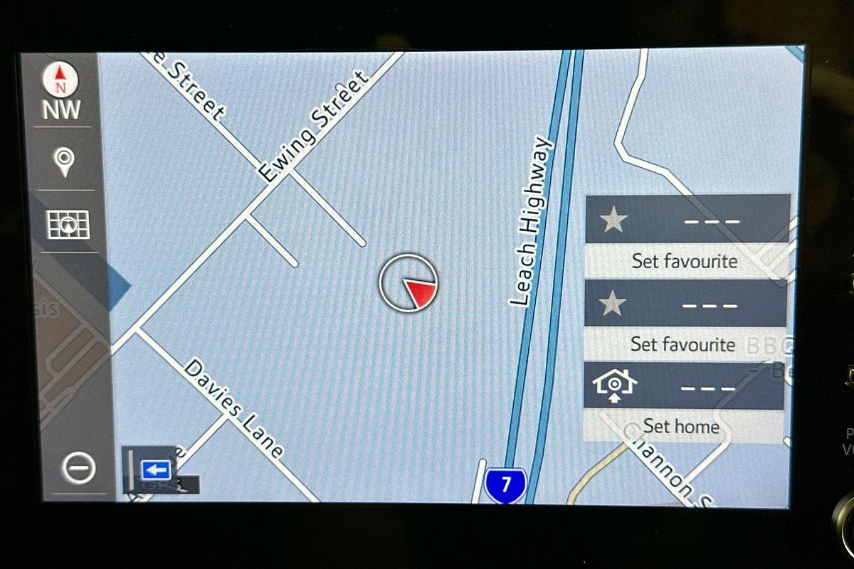 2021 Toyota HILUX SR5 (4x4) GUN126R FACELIFT 4X4