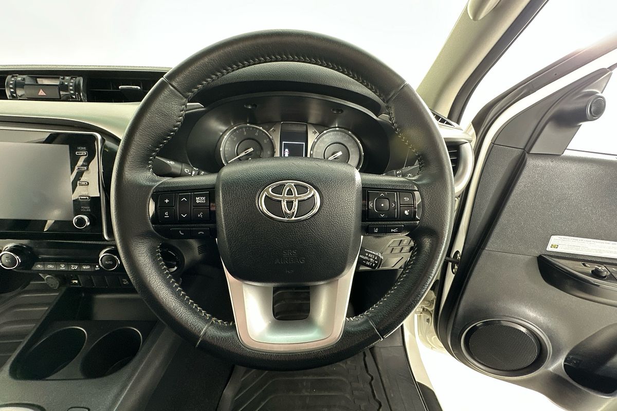 2020 Toyota HILUX SR5 GUN126R 4X4